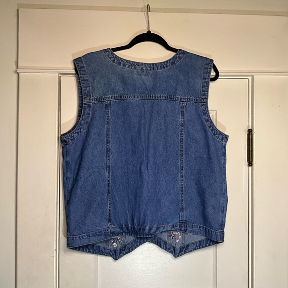 Vintage Studio West Embroidered Floral Denim Vest - Picture 2 of 7